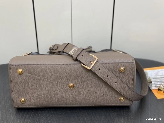 WIS VUITTON LOCK LOUIS IT MM 0910